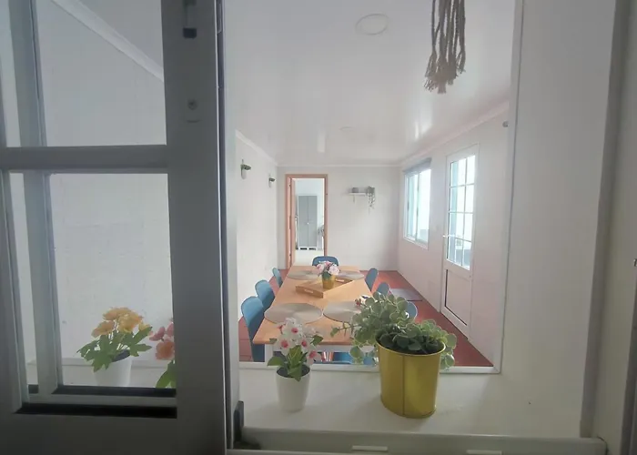 House Levada Semesterbostad *