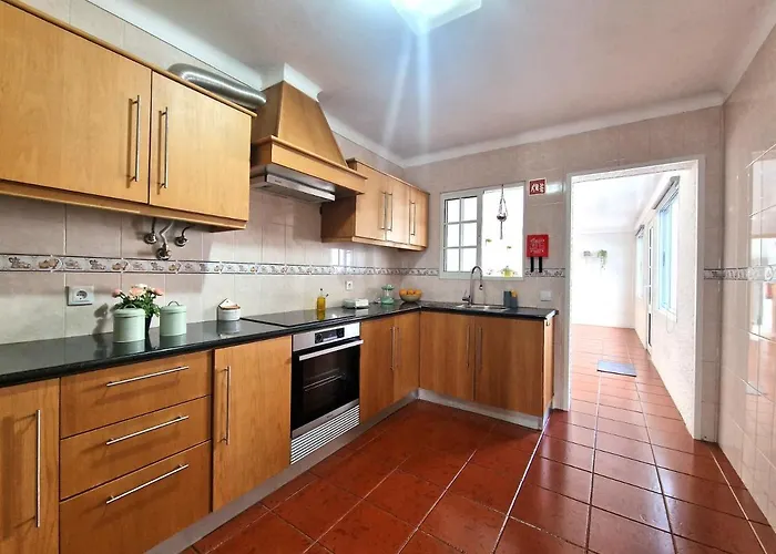 Semesterbostad House Levada